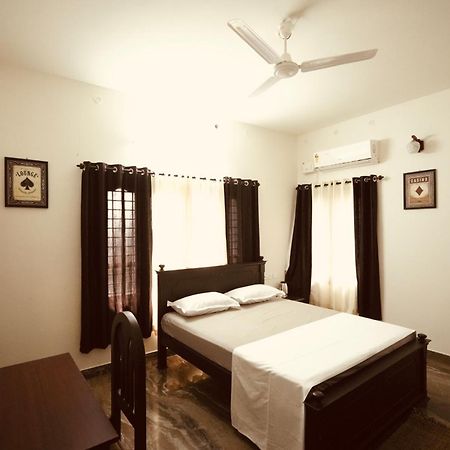 Daffodils Inn Alappuzha Εξωτερικό φωτογραφία