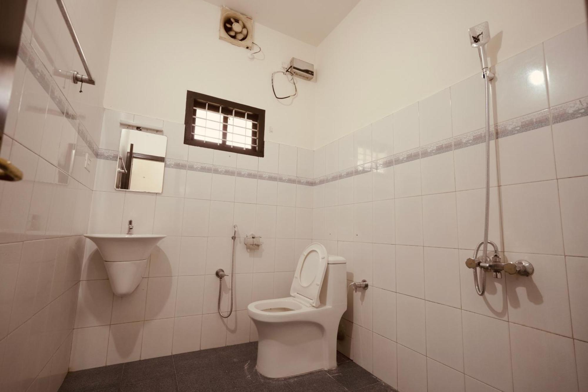 Daffodils Inn Alappuzha Εξωτερικό φωτογραφία