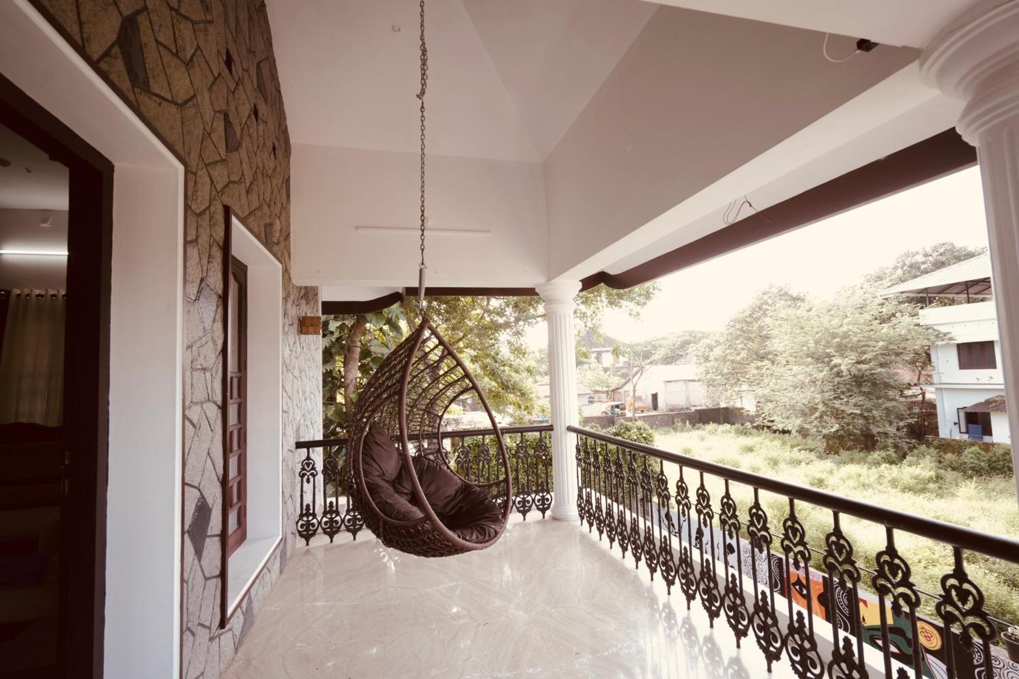 Daffodils Inn Alappuzha Εξωτερικό φωτογραφία